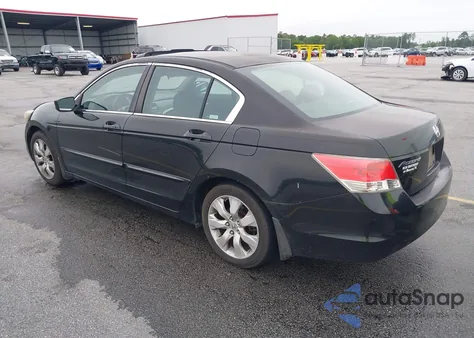 2010 Honda Accord 2.4 Ex z USA, uszkodzony, nr VIN 1HGCP2F77AA010448